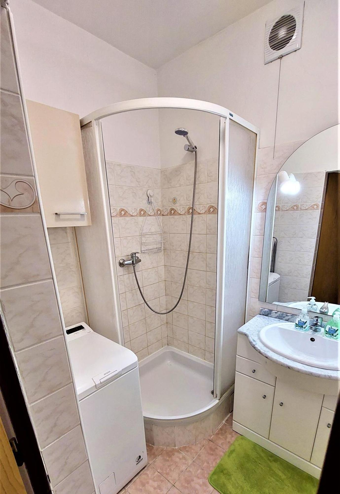 "Like A Home" Apartment บราติสลาวา ภายนอก รูปภาพ